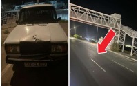 Maşın ana və 2 yaşlı oğlunu vuraraq öldürdü