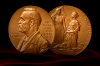 Nobel Mükafatı sülh simvoludur, yoxsa siyasi alət?