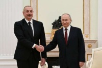 İlham Əliyevlə Putinin təkbətək görüşü başladı