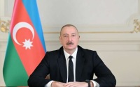 Prezident Düşənbədəki "Millət" sarayına gəldi