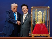 “Əla görüş idi” — Tramp Cənubi Koreya ilə ticarət sazişinin detallarını açıqladı