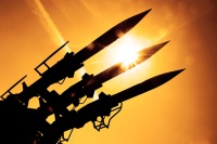 Ağ Evdən soyuq siqnal: ABŞ yenidən nüvə sınaqlarına qayıdır