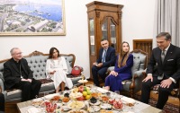 Mehriban Əliyeva səfirlik ofisinin açılışında - Fotolar