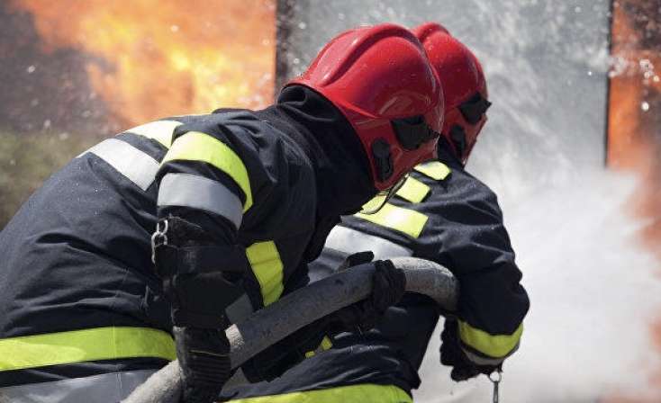 Sumqayıtda restoran yandı