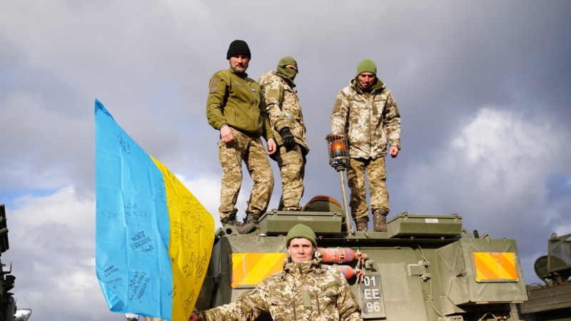 ABŞ eksperti: Ukraynada hərbi çevriliş baş verə bilər