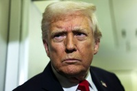 Tramp narkodilerlərə quru əməliyyatı vəd etdi