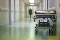 Faciəli səhv: sirkə turşusu içən kişi xəstəxanada öldü