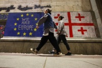 Avropa Komissiyası hərəkətə keçir: Gürcüstanın vizasız statusu risk altında