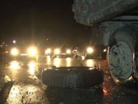 Hacıqabulda DƏHŞƏT- Minik avtomobili yük maşınına çırpılıb, ölən və xəsarət alan var