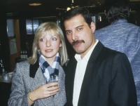 Rok əfsanəsinin sirli hekayəsi: Freddi Merkürinin qızı vəfat etdi - FOTO