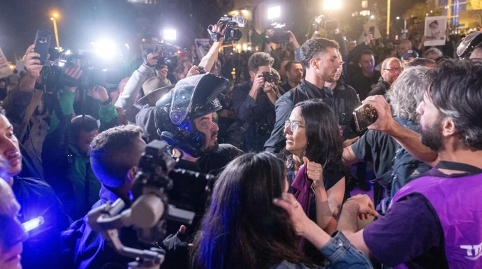 Təl-Əvivdə gərginlik – polis və etirazçılar üz-üzə gəldi