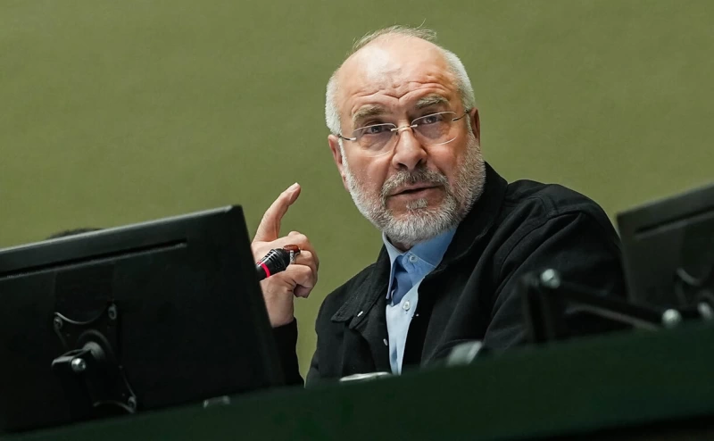 Qalibaf Trampın iddialarını yalan adlandırdı