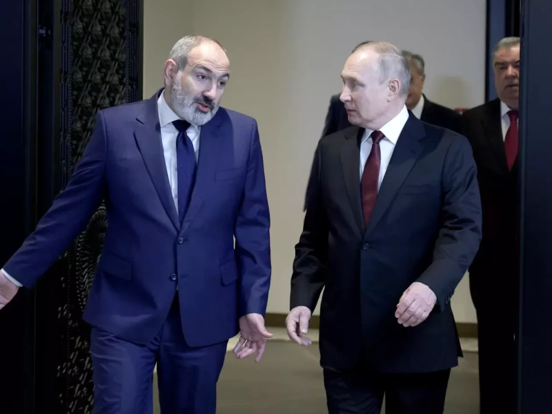 Putin və Paşinyan arasında sərt danışıq barədə məlumat yayıldı