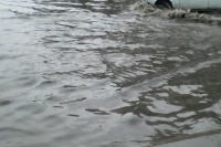 Qobustanda uşaq gölməçəyə düşərək boğuldu