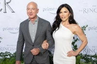 "Sevgi kifayət deyil" -  Bezoslar hər səhər bunu edir