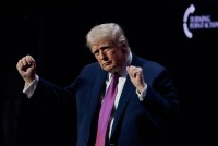 Atəşkəs sual altındadır - Tramp İranı yenidən vurmaqdan danışdı