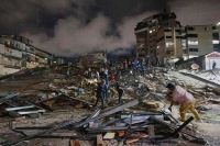 Venesuelada zəlzələ qurbanlarının sayı 1719 nəfərə çatdı - FOTO