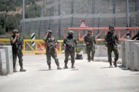 İsrail Qəzzada kosmosdan görünən sədd inşa edir